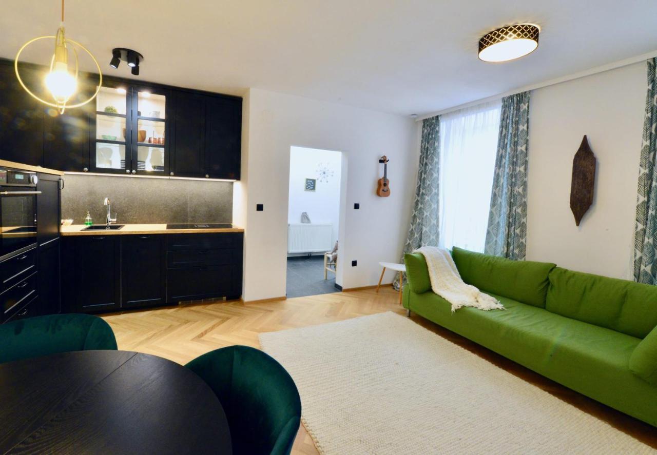 ウィーンModern Flat With Parking Spaceアパートメント エクステリア 写真