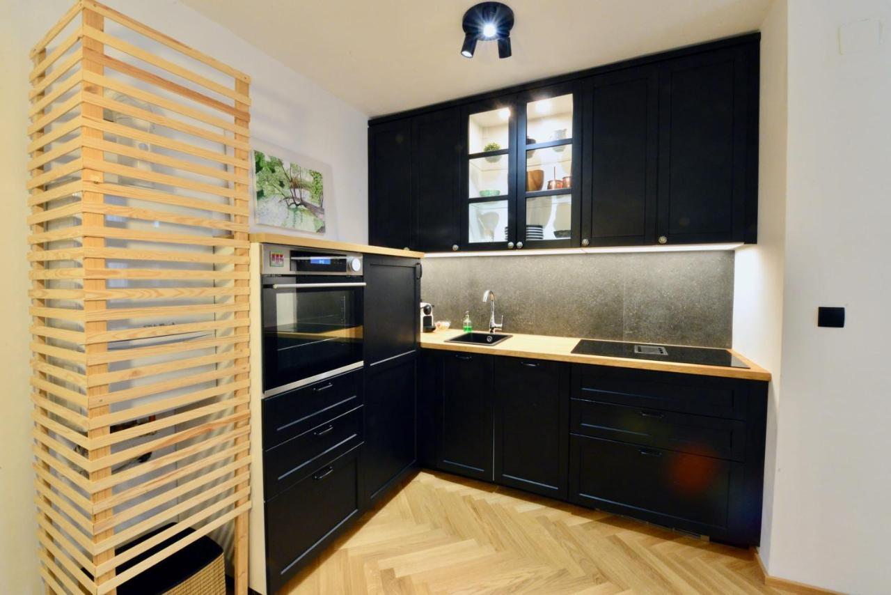 ウィーンModern Flat With Parking Spaceアパートメント エクステリア 写真