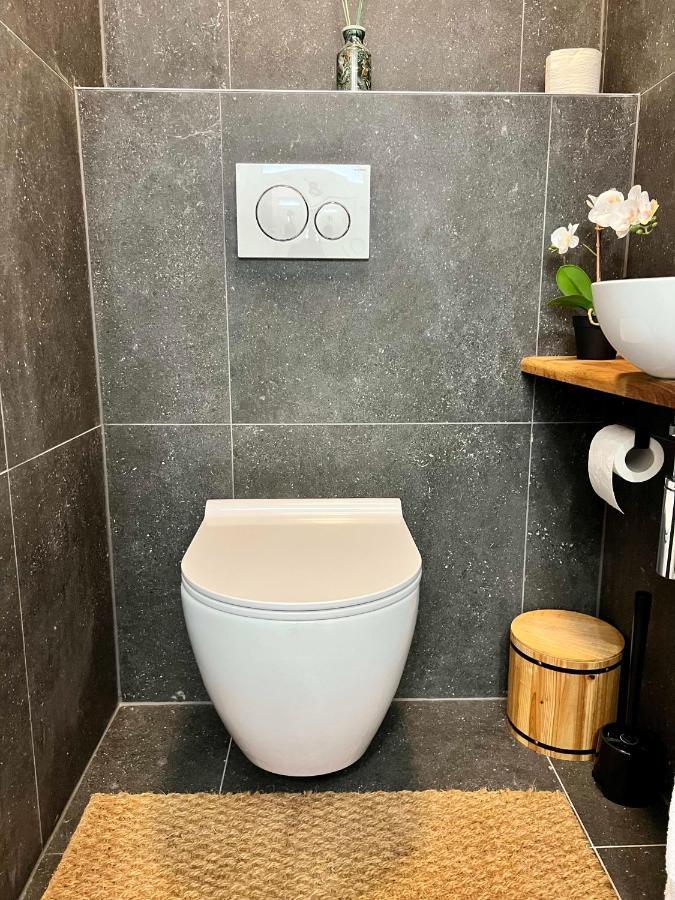 ウィーンModern Flat With Parking Spaceアパートメント エクステリア 写真