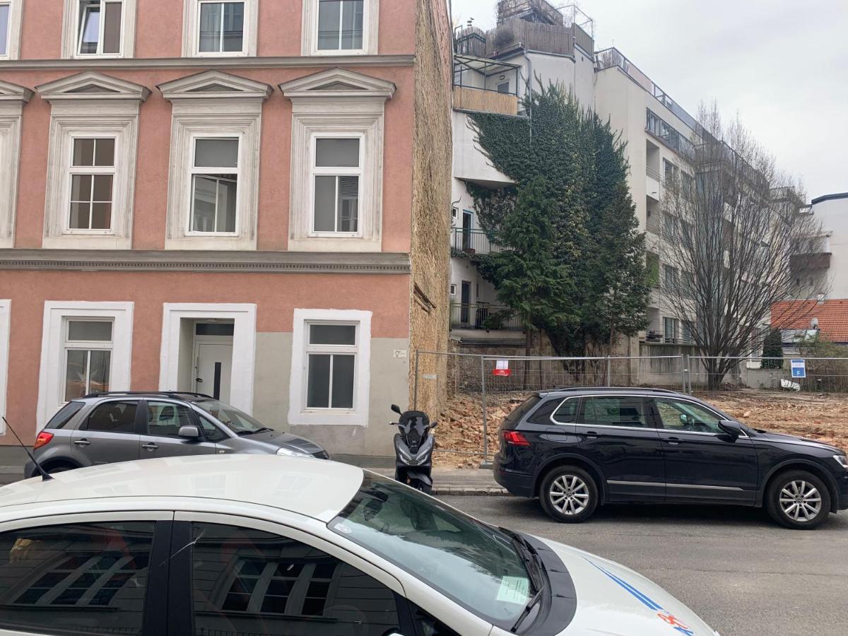 ウィーンModern Flat With Parking Spaceアパートメント エクステリア 写真